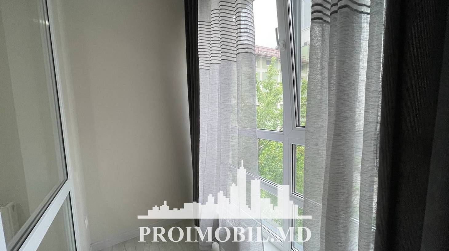https://images.proimobil.md/aU9WFrua9RcwZT-dozfhUpCSlGe6hcd20O0NMbwI-ZE/watermark:0.75:so:0:30:0.39/resize:fill:1460:816:1/gravity:ce/bG9jYWw6Ly8vZXN0YXRlL2xyLzBjY2ExMmIxLWZkYTAtNDVkOS1iOGMxLWNlMjVmMWZjZjE0MC5qcGVn