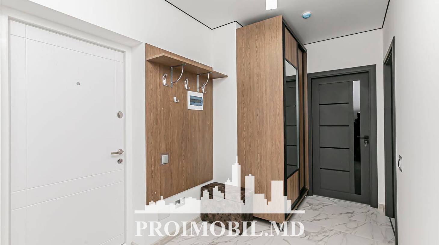 https://images.proimobil.md/aYBhYcr84LESrQ3j-p0lpIOhCLrLlHVNPL3G3LsLsuA/watermark:0.75:so:0:30:0.39/resize:fill:1460:816:1/gravity:ce/bG9jYWw6Ly8vZXN0YXRlL2xyL2E5NjNkMGJjLTdhNGQtNDRjZC1hMzQzLTgzNTE2NzZmYzI2ZS5qcGVn