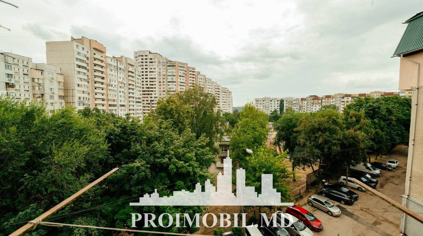 https://images.proimobil.md/aYJ1A9-v5PIX8L0N1SIRx9HcyzPCLkJ3bwNdIIIhUEA/watermark:0.75:so:0:30:0.39/resize:fill:1460:816:1/gravity:ce/bG9jYWw6Ly8vZXN0YXRlL2xyLzJmMWQ4YWNhLWRiOWMtNGY1Zi05NTA1LWVmYmY2NmI1MDdlYy5qcGVn
