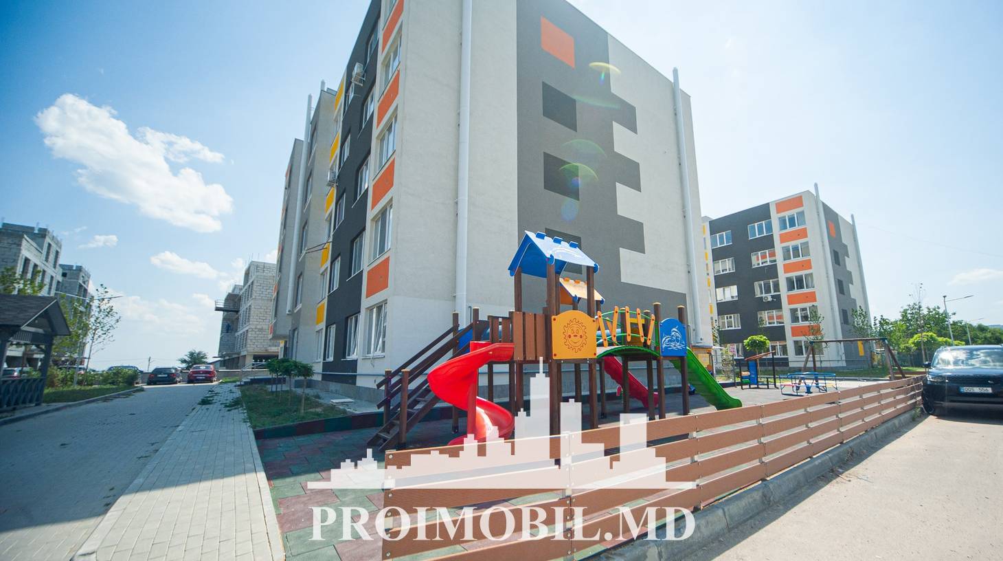 https://images.proimobil.md/a_HmZ-up59nhByBpIqvjbvCUsJc-Fywk8wdQ9uIxF5I/watermark:0.75:so:0:30:0.39/resize:fill:1460:816:1/gravity:ce/bG9jYWw6Ly8vZXN0YXRlL2xyLzkzMDU2Njc1LWIxNGUtNGQwZC05YTViLWRkZmRkMDYwNjllNi5qcGVn
