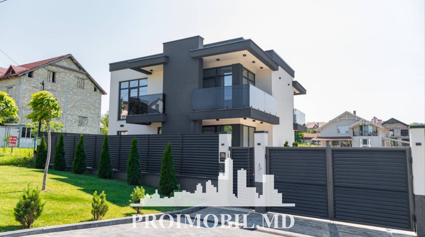 https://images.proimobil.md/abW3N8hDxkuRj6fKH2wfX4bo0wZfsKkmwPwEzqB1IZE/watermark:0.75:so:0:30:0.39/resize:fill:1460:816:1/gravity:ce/bG9jYWw6Ly8vZXN0YXRlL2xyLzc3M2EyMTdmLWQzZjEtNDEwYy1hZDJkLTdlYTk4ZjVjMTRlMC5qcGVn