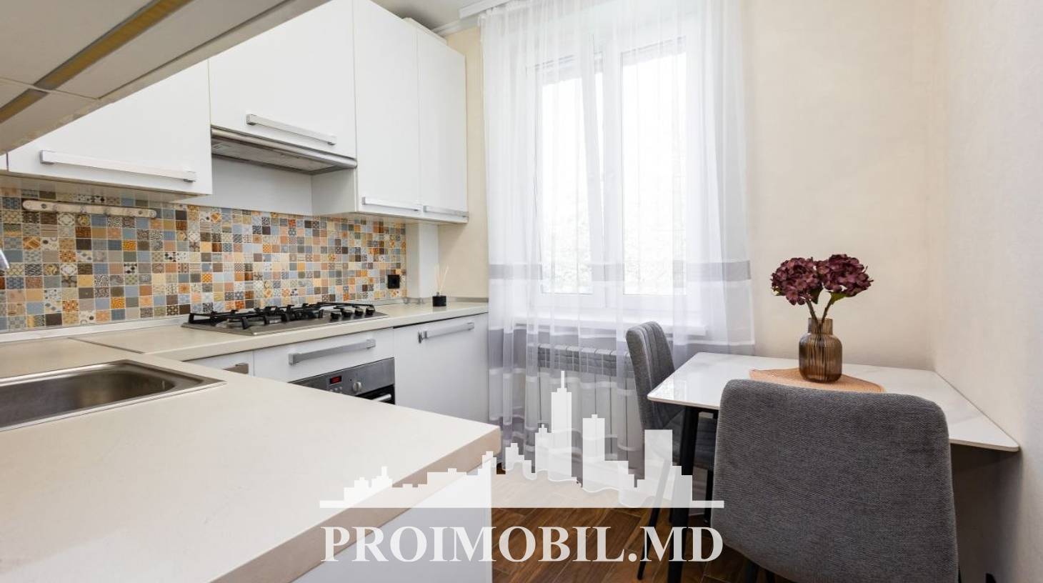 https://images.proimobil.md/aeOYR9x01J-F2iJgx_H3JtA0T-4v9gQtYh88XKZmceM/watermark:0.75:so:0:30:0.39/resize:fill:1460:816:1/gravity:ce/bG9jYWw6Ly8vZXN0YXRlL2xyLzU1N2QwM2QwLTVjNzEtNDE0NS05NmI2LTE0NjIwNWI1MjNjNS5qcGVn