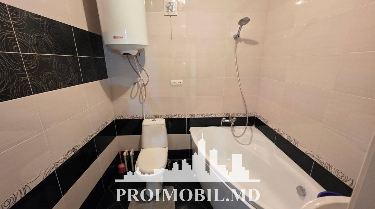 https://images.proimobil.md/agmYxqLCtIvF4TeaDZPkKg3iNIZHau27kBVxjoKPxME/watermark:0.75:so:0:30:0.39/resize:fill:1460:816:1/gravity:ce/bG9jYWw6Ly8vZXN0YXRlL2xyL2M0ZjJlYzdkLWY0MjYtNDdlNC04YzYxLTM2ZTE3M2QyZTRhMy5qcGVn