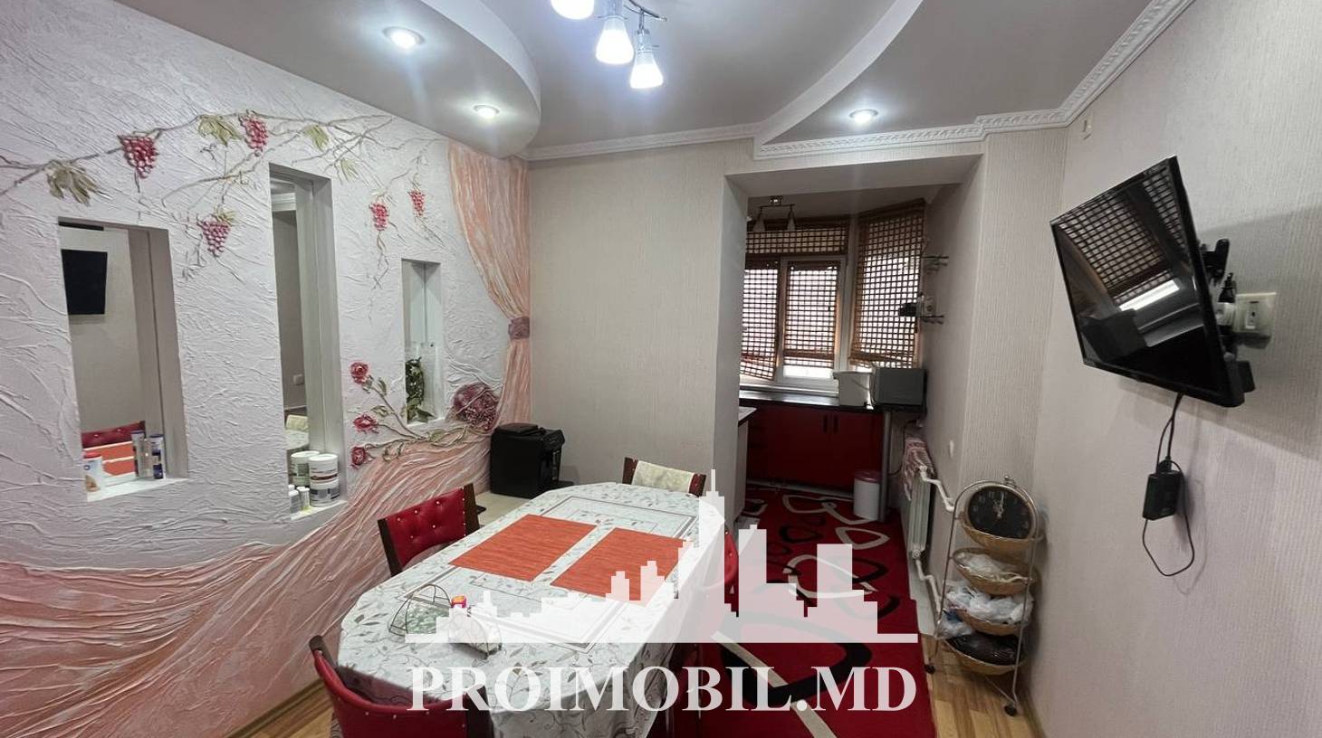 https://images.proimobil.md/ahP9DpIFN-RKI5R3biCHDbvFhxxLNM0aVOLeKvqn1Tk/watermark:0.75:so:0:30:0.39/resize:fill:1460:816:1/gravity:ce/bG9jYWw6Ly8vZXN0YXRlL2xyLzFmYThjZDllLWUxNzctNDI3Yi1hYWE3LWVkOGI1MjIyZTE3ZS5qcGVn