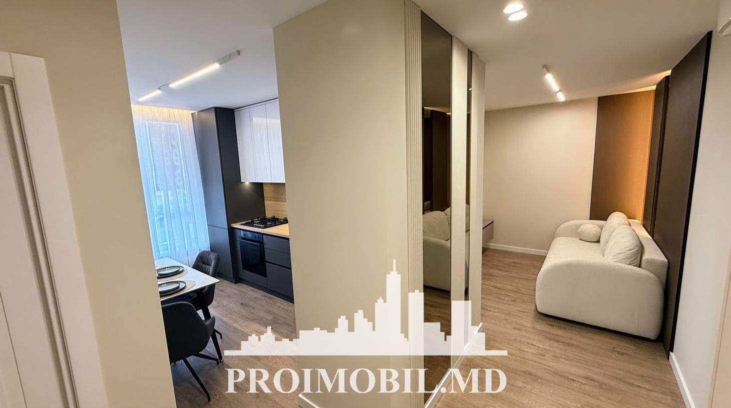 https://images.proimobil.md/aicO-82VC7XALKDXFst870wWpiuO0HmOvZdeCN_8NWY/watermark:0.75:so:0:30:0.39/resize:fill:1460:816:1/gravity:ce/bG9jYWw6Ly8vZXN0YXRlL2xyLzYzMjBiMTNlLTQ1NGMtNDYzNS1iNzk5LTU3NDI1N2ViODFmYS5qcGVn