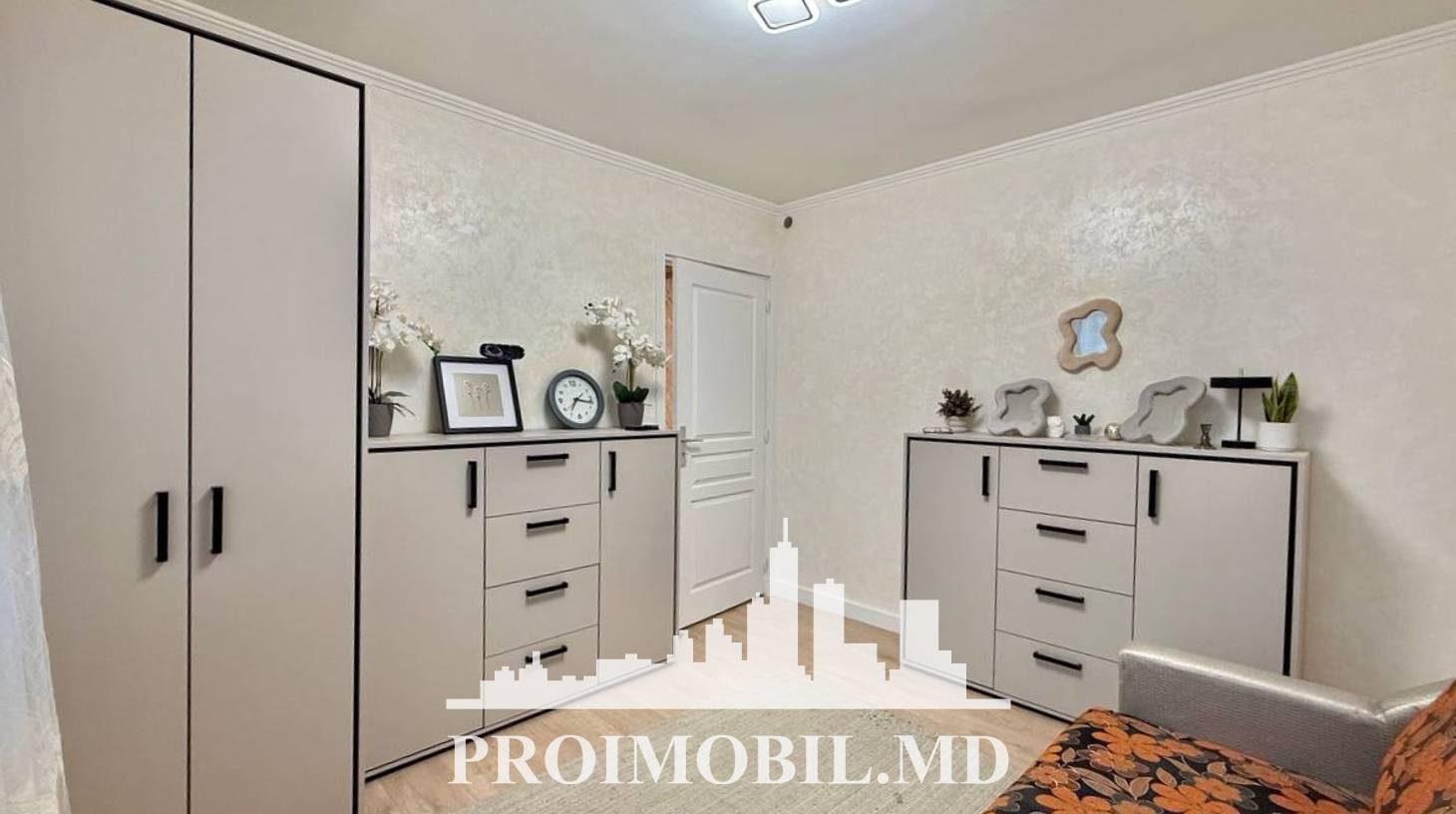https://images.proimobil.md/ajoeq3o7Yq1e2z1GosA4Bml8_HjbEZaMjJoBtg2S22s/watermark:0.75:so:0:30:0.39/resize:fill:1460:816:1/gravity:ce/bG9jYWw6Ly8vZXN0YXRlL2xyL2VkYTc3NDNjLTgxM2ItNGZjZC04YjE0LWMxNjc2OTVkMjlmYi5qcGVn