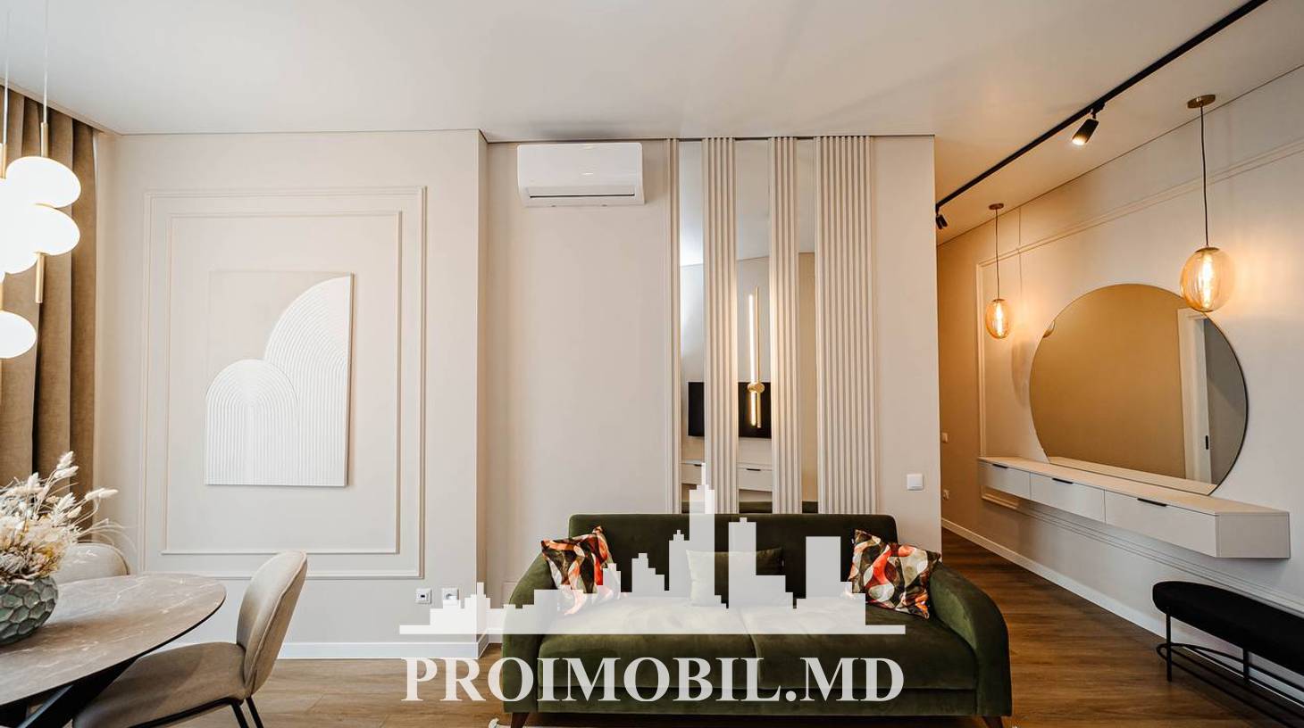 https://images.proimobil.md/ajvjgIQXBVyAowQ7828ns4fSbjSb3jek-RFPnvFcZVs/watermark:0.75:so:0:30:0.39/resize:fill:1460:816:1/gravity:ce/bG9jYWw6Ly8vZXN0YXRlL2xyL2IxMTg3M2NmLWE2NTgtNDY0ZS1hNzQyLWJlYTJhZjg1YTkwMy5qcGVn