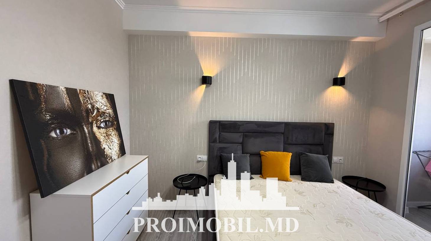 https://images.proimobil.md/apikQrQc7HIJiLx19JZ5LpQxTFILToH6vheV2sxMfgI/watermark:0.75:so:0:30:0.39/resize:fill:1460:816:1/gravity:ce/bG9jYWw6Ly8vZXN0YXRlL2xyLzU4NTAyZWZmLTc0YzktNGQ3Ni05NjQzLTM4MWEyZmY0NDRjYS5qcGVn