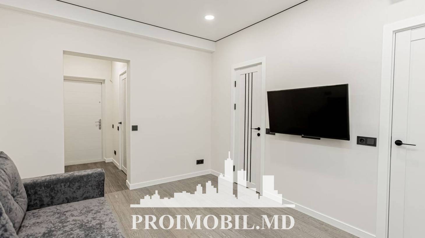 https://images.proimobil.md/arLEyOJ1tJ08FQGFxN-i5pNFNjMwPA2EsdScV_7lvjI/watermark:0.75:so:0:30:0.39/resize:fill:1460:816:1/gravity:ce/bG9jYWw6Ly8vZXN0YXRlL2xyL2M5MTcyNDk1LTZmMmItNDBiMy1hMjAxLTRhMzJkNzAwN2RjOS5qcGVn