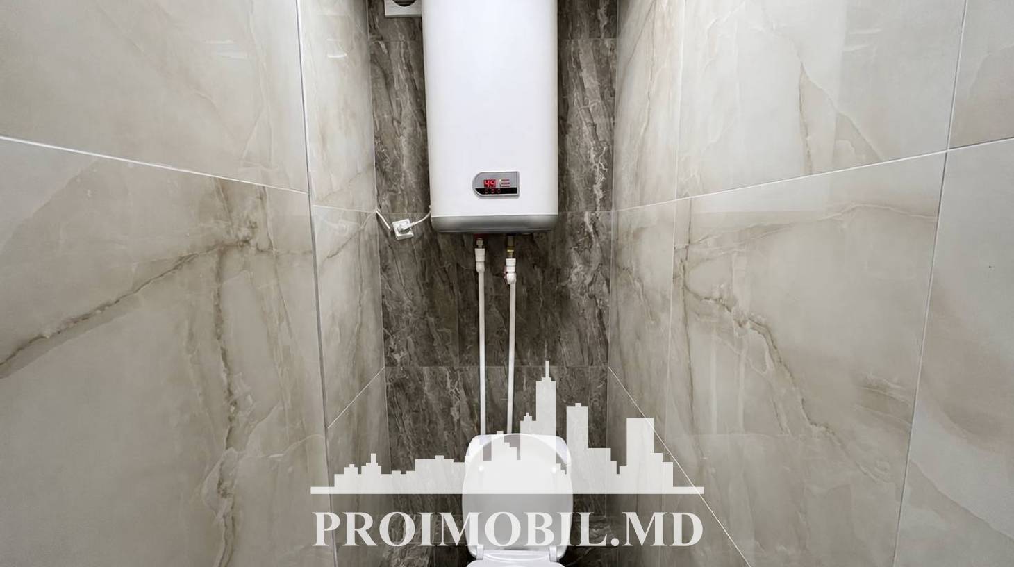 https://images.proimobil.md/as76PeSnMXECT_S0p3SXmxeLkznc4CZOVAk673-WiG0/watermark:0.75:so:0:30:0.39/resize:fill:1460:816:1/gravity:ce/bG9jYWw6Ly8vZXN0YXRlL2xyLzA0YWVmM2E1LWY1NTYtNGNhNC05YTZkLWNmZmM1MmI2MzQ2Zi5qcGVn