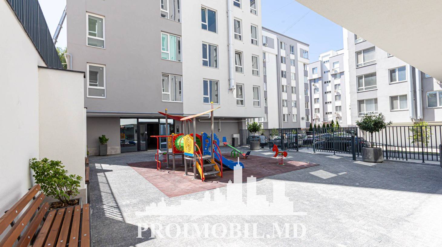 https://images.proimobil.md/auZfsNr8__35yvGQN9pX5lQvYZwyIqOvcH1qbTYDjn0/watermark:0.75:so:0:30:0.39/resize:fill:1460:816:1/gravity:ce/bG9jYWw6Ly8vZXN0YXRlL2xyLzE1YjRiOThlLWM4M2ItNDJlZi04OGJiLWJjMDA5OTcwNzVlYS5qcGVn