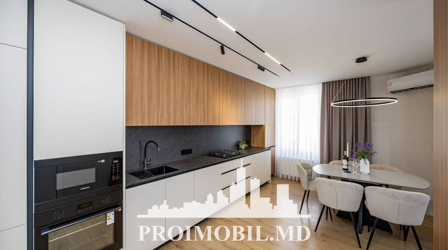 https://images.proimobil.md/axqOCnFfmpVf7Uu5XImOyYVsBxn58DtZcSl9YvHYsIE/watermark:0.75:so:0:30:0.39/resize:fill:1460:816:1/gravity:ce/bG9jYWw6Ly8vZXN0YXRlL2xyL2RkNmFkZDNkLTEyMzctNGI1OC1iOTU4LWI1M2MxMDhiOTlhNS5qcGVn
