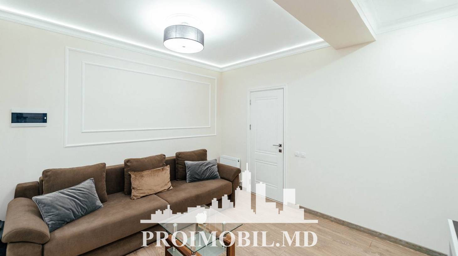 https://images.proimobil.md/az6ZVnNmLNnRzAug_w61KnXfBmidkjHSlJXAQ-Wd4H8/watermark:0.75:so:0:30:0.39/resize:fill:1460:816:1/gravity:ce/bG9jYWw6Ly8vZXN0YXRlL2xyLzY4ZTg2ODJjLTAyY2UtNGMxNC04YzJjLThlODEwMDU2NTM3Ny5qcGVn