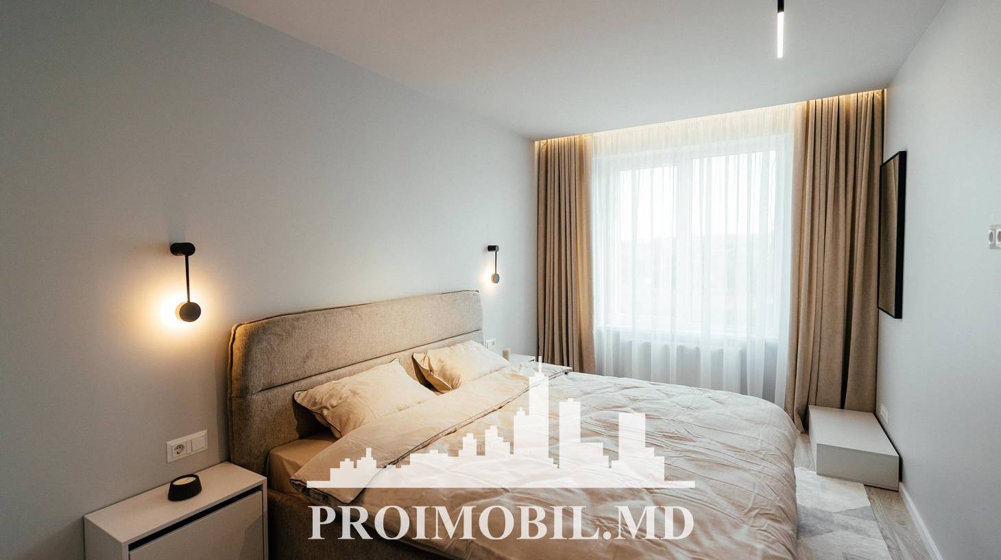 https://images.proimobil.md/b0DZ1PDHQyvg735ZcD9K14qPvK1WgGjub8XIQ1jUUoY/watermark:0.75:so:0:30:0.39/resize:fill:1460:816:1/gravity:ce/bG9jYWw6Ly8vZXN0YXRlL2xyLzIwYjEwMDBjLTZhMTgtNDk2OS1iOTQwLWY2MmJhMjZhYzIzYi5qcGVn