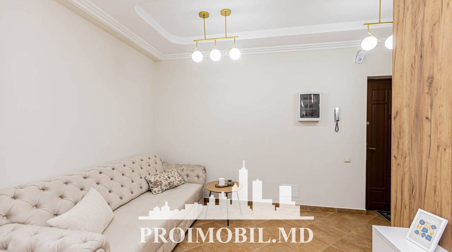 https://images.proimobil.md/b0foKqX3aBAdKOVhHBmFVOh7LEuqYJBnX9ORyLlmyIc/watermark:0.75:so:0:30:0.39/resize:fill:1460:816:1/gravity:ce/bG9jYWw6Ly8vZXN0YXRlL2xyLzE2MDM1OWU2LThlYmEtNGY1MC1iNzBmLWFiZDc0NThmOGY4YS5qcGVn