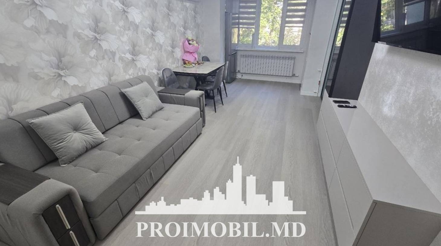 https://images.proimobil.md/bAi3TDjETVZ5rI3DZsvkHmX3hauIBGVpeKjtOYDXdhI/watermark:0.75:so:0:30:0.39/resize:fill:1460:816:1/gravity:ce/bG9jYWw6Ly8vZXN0YXRlL2xyLzNlOGU3YmM4LWEzZjQtNGQ2YS04MGFmLTU5OWY2MmY2OGUxNC5qcGVn