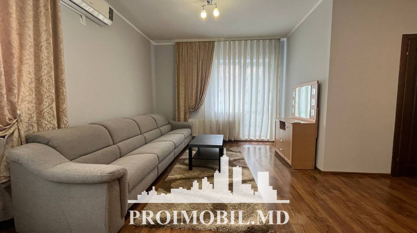 https://images.proimobil.md/bEyBNaA73-flR-JvWtFQpi7v5VFhdnvKe5HXeSxNZA8/watermark:0.75:so:0:30:0.39/resize:fill:1460:816:1/gravity:ce/bG9jYWw6Ly8vZXN0YXRlL2xyLzc2NDZiZTZjLWFjNTgtNGZjNC04Y2Q4LTY1MjZkOGExMjI0ZS5qcGVn