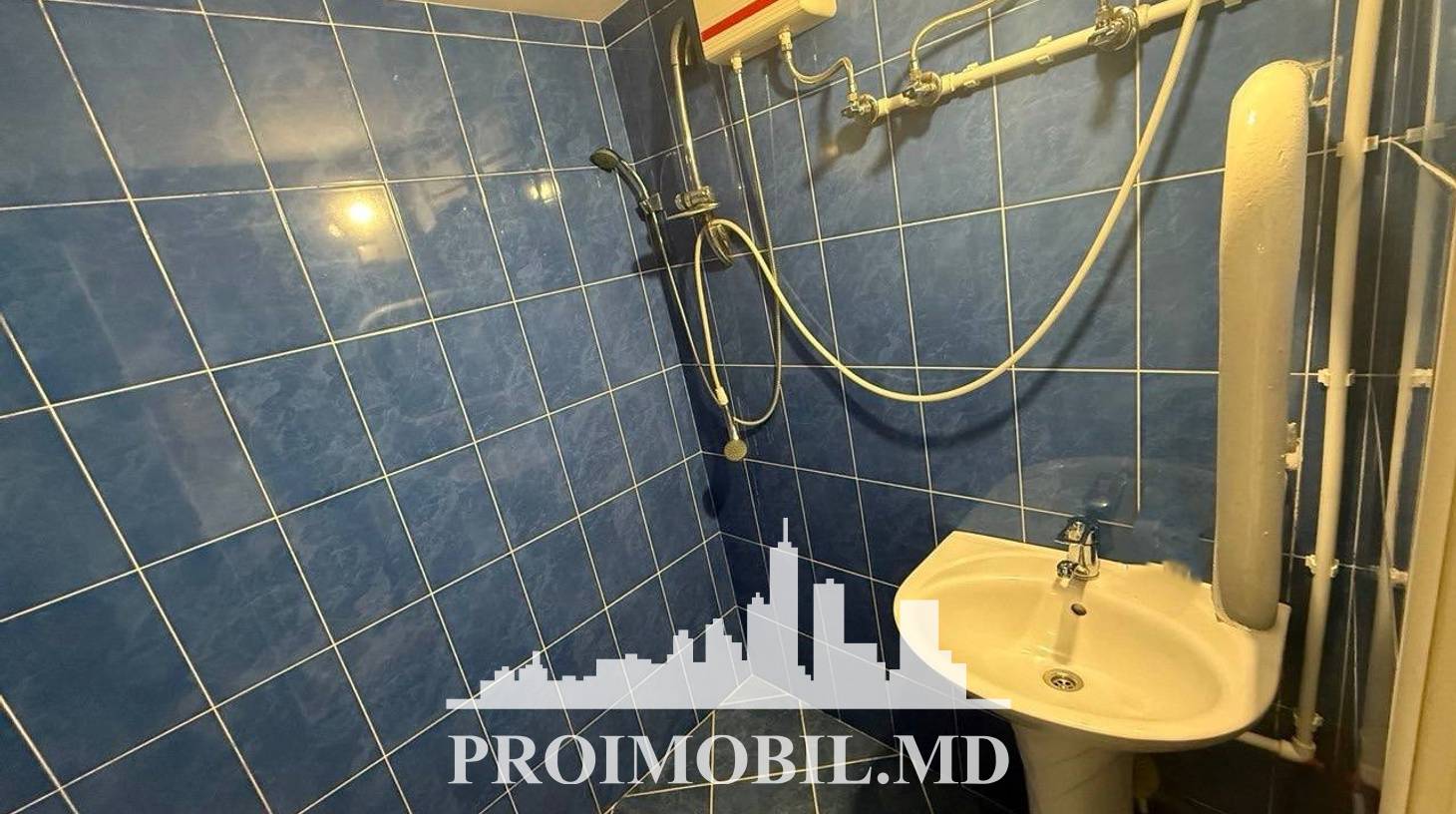 https://images.proimobil.md/bK7ASKRZ3B1z7XvuWUNHQNld1n11cNScgEner2zMpuk/watermark:0.75:so:0:30:0.39/resize:fill:1460:816:1/gravity:ce/bG9jYWw6Ly8vZXN0YXRlL2xyL2QzNmJmNDdiLWViMWQtNDg3MS1iNjgxLWFhZmEwNDBlM2I4MC5qcGVn
