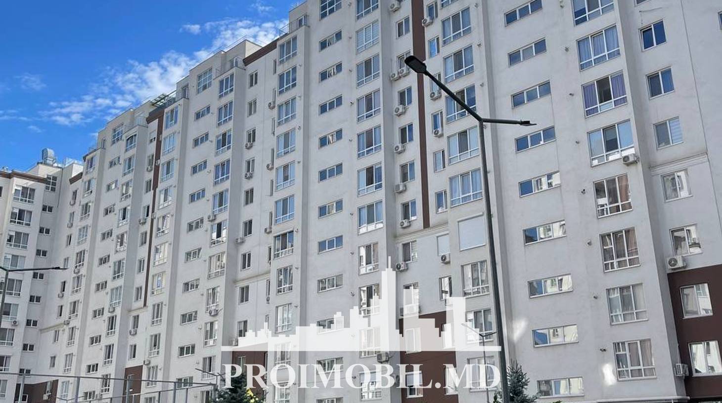 https://images.proimobil.md/bMWpyK6PrvAANXbCUzVvwmuh1tQIEEeJOWa_o569jHY/watermark:0.75:so:0:30:0.39/resize:fill:1460:816:1/gravity:ce/bG9jYWw6Ly8vZXN0YXRlL2xyLzRiZWUyODc2LTAzMTctNDM2ZS04NDBkLWJiYjVjOGJjMjkyZC5qcGVn