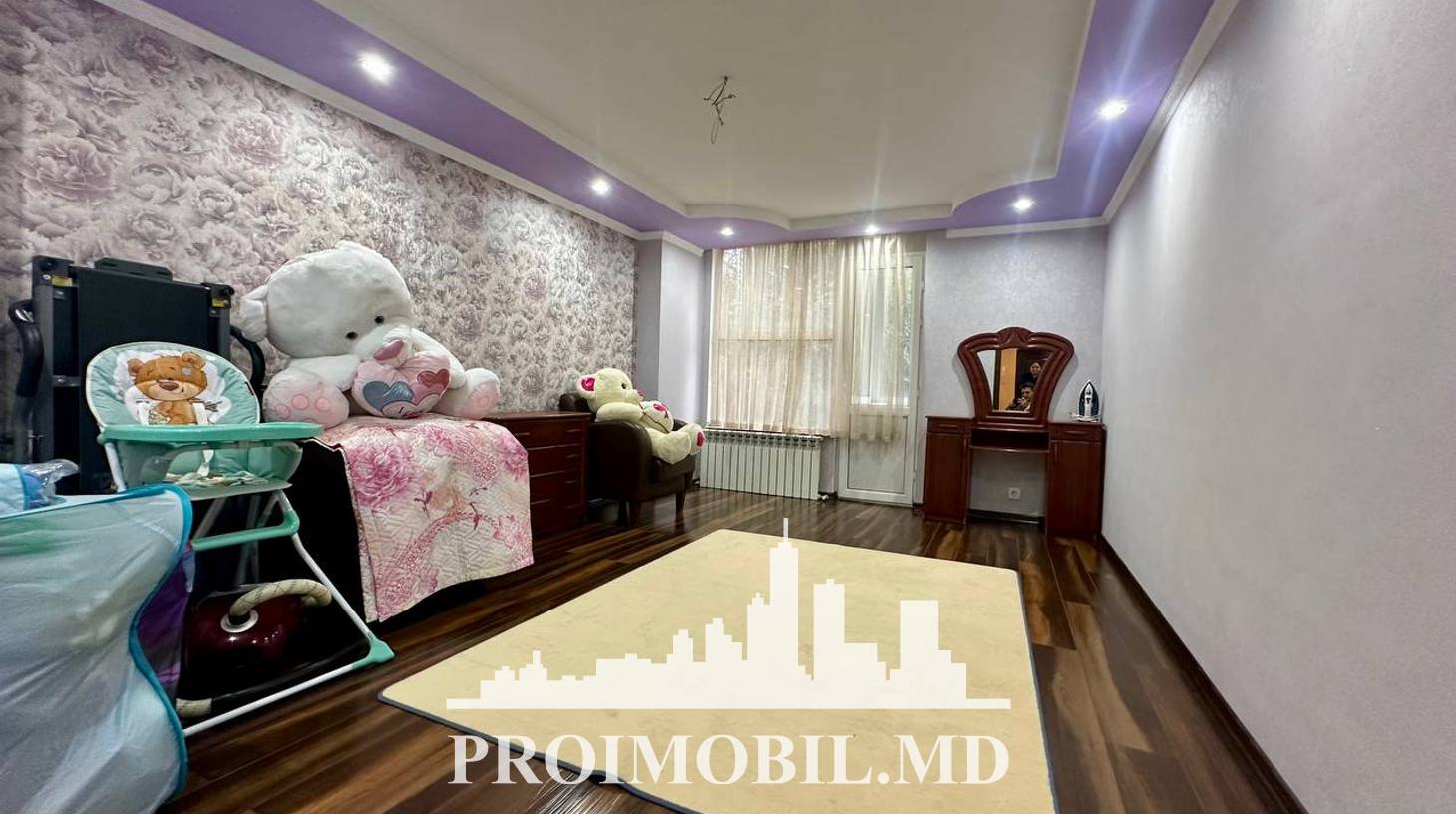 https://images.proimobil.md/bODIxNaiaayWS3nJWrWOa38IxspuJJMTP10ubHBNb1Q/watermark:0.75:so:0:30:0.39/resize:fill:1460:816:1/gravity:ce/bG9jYWw6Ly8vZXN0YXRlL2xyL2Q5Yzk2YzFjLTA2NzUtNDZiNS05NGM1LTBhYzk5NzcxOWI4ZS5qcGVn