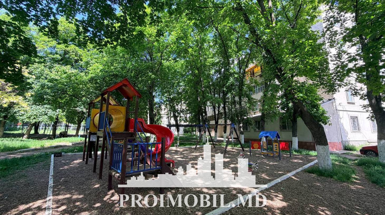 https://images.proimobil.md/bPWr_UDe8STcK8_ehrRSJb2Xg8Ddcu2XaExke5L5W2g/watermark:0.75:so:0:30:0.39/resize:fill:1460:816:1/gravity:ce/bG9jYWw6Ly8vZXN0YXRlL2xyLzZmMGZmYmUzLTAwYjktNDIyYy1iZGE5LWM4NTA5Mzg3MmRhOS5qcGVn