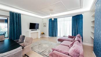 https://images.proimobil.md/bQ4iXgEdHRLuk54nea1ygoP3gaAqoGlyXxSqmLpme_E/resize:fill:350:198:1/gravity:ce/bG9jYWw6Ly8vZXN0YXRlL2xyLzcyODNiYWIwLTk1MzEtNDM2YS1iNjA1LTIxMzczY2EwNzdmYi5qcGVn