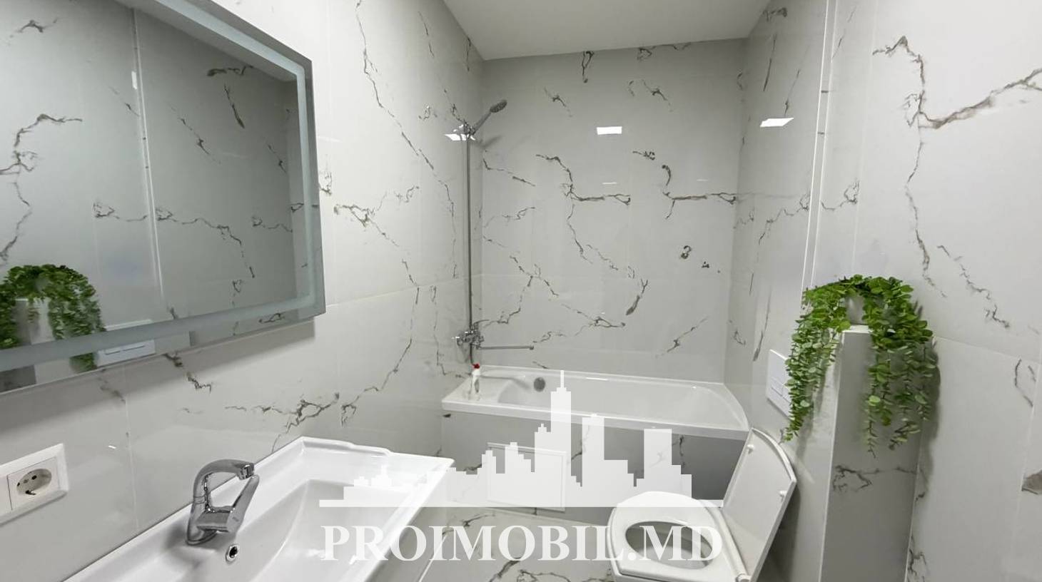 https://images.proimobil.md/bQk_YHJ5GwI7FAVRJutFXgMdIjJaSMRoge9XsAX-ejE/watermark:0.75:so:0:30:0.39/resize:fill:1460:816:1/gravity:ce/bG9jYWw6Ly8vZXN0YXRlL2xyLzMxZGNiOTFkLWZiM2ItNDBmNy05OTdmLWJmYzgyZTUxYjQwOC5qcGVn