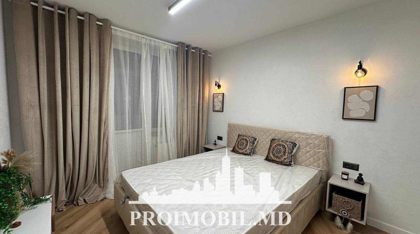 https://images.proimobil.md/bf3QvWbBQWnnB8gDLhCv0a6H8j46_BN-Em-RMtqnBq4/watermark:0.75:so:0:30:0.39/resize:fill:1460:816:1/gravity:ce/bG9jYWw6Ly8vZXN0YXRlL2xyLzE0NWNjZWE3LWNjZjktNDlkOC05Mjg0LWU4YWU0ODVjMWFkMS5qcGVn