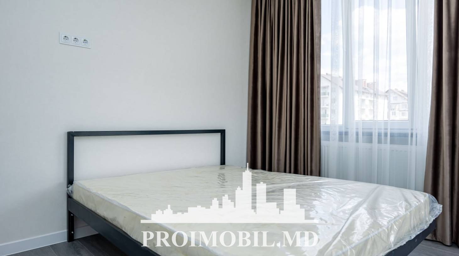 https://images.proimobil.md/bgboYXEwNYg0XzseqohdVBr66vRgrwlAAqPrO676Rl8/watermark:0.75:so:0:30:0.39/resize:fill:1460:816:1/gravity:ce/bG9jYWw6Ly8vZXN0YXRlL2xyL2ExNmM4ZWExLTMyZjQtNDAwOC1hOGQyLWFiZmM3ZmY4MmZmZC5qcGVn