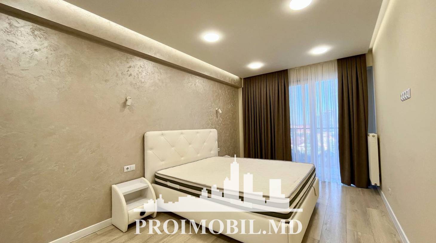 https://images.proimobil.md/bjyeOkY2YWLkzK5gkHGMQuyNduDV6t7jIVa81rv5ijY/watermark:0.75:so:0:30:0.39/resize:fill:1460:816:1/gravity:ce/bG9jYWw6Ly8vZXN0YXRlL2xyL2M2ODJmOTk5LTdjNWYtNGZjMy1hNGQyLWQ4MDA3ZTQ1YzJjYS5qcGVn