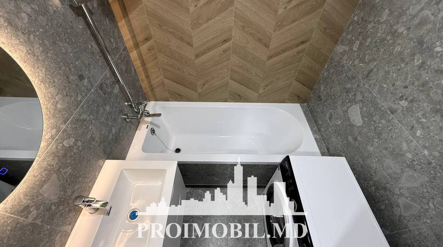 https://images.proimobil.md/blC32FoiMTZQkatdsBLhNtP7HV5vNB-RGUhXc2PQF74/watermark:0.75:so:0:30:0.39/resize:fill:1460:816:1/gravity:ce/bG9jYWw6Ly8vZXN0YXRlL2xyL2QwMDhhNTEzLTg0NTUtNGZiOS1hZTgyLTYxZWVhYWQ0MjRkZS5qcGVn