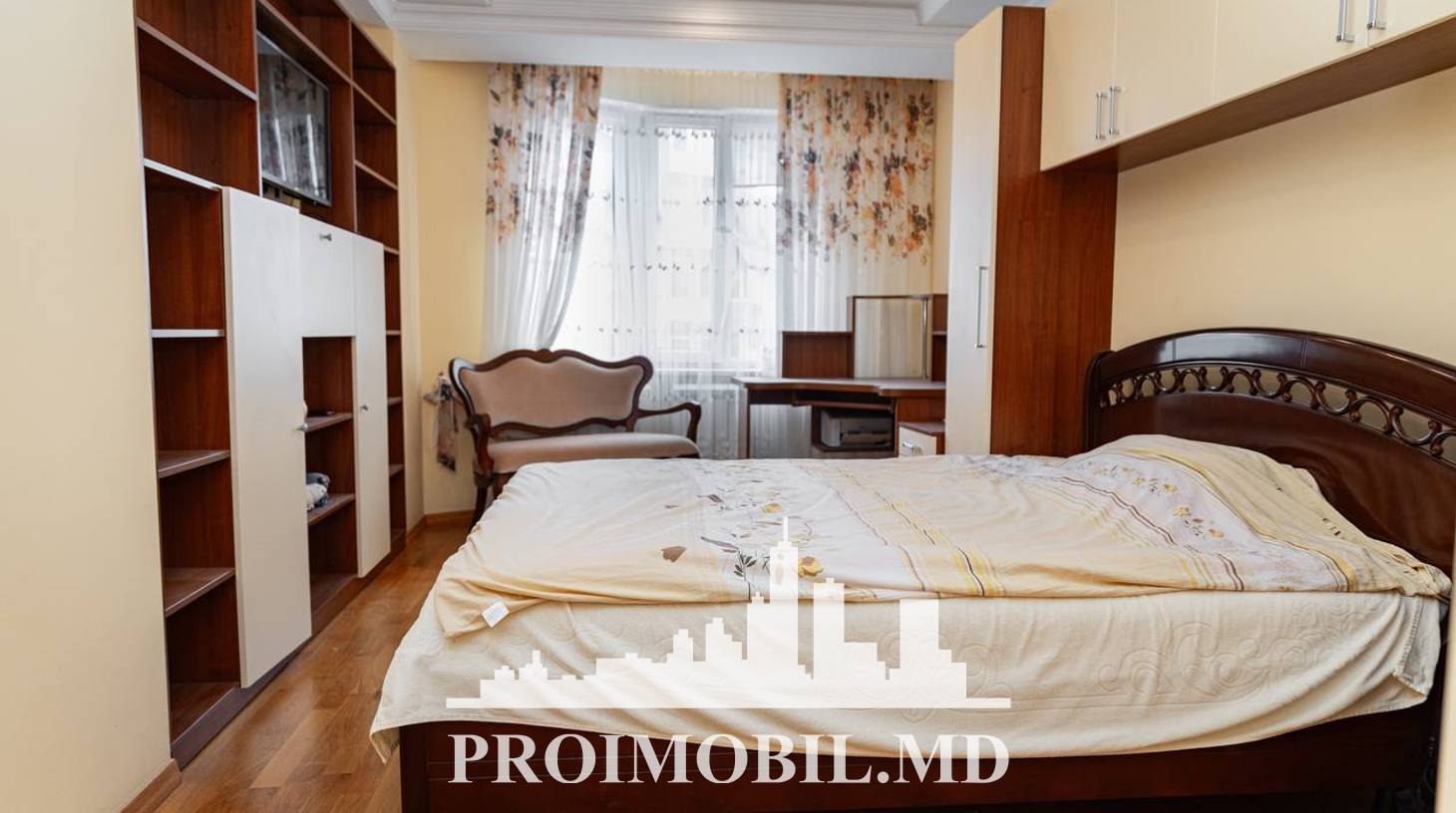 https://images.proimobil.md/bnMgF_cpNjBYW28XMH_jiDzDNrIRZQRGOnh-E42wYJc/watermark:0.75:so:0:30:0.39/resize:fill:1460:816:1/gravity:ce/bG9jYWw6Ly8vZXN0YXRlL2xyLzAyODg3ZGFmLTQxOWYtNGIwYi1iNmZkLTc4Y2RhY2NlYTRhMC5qcGVn