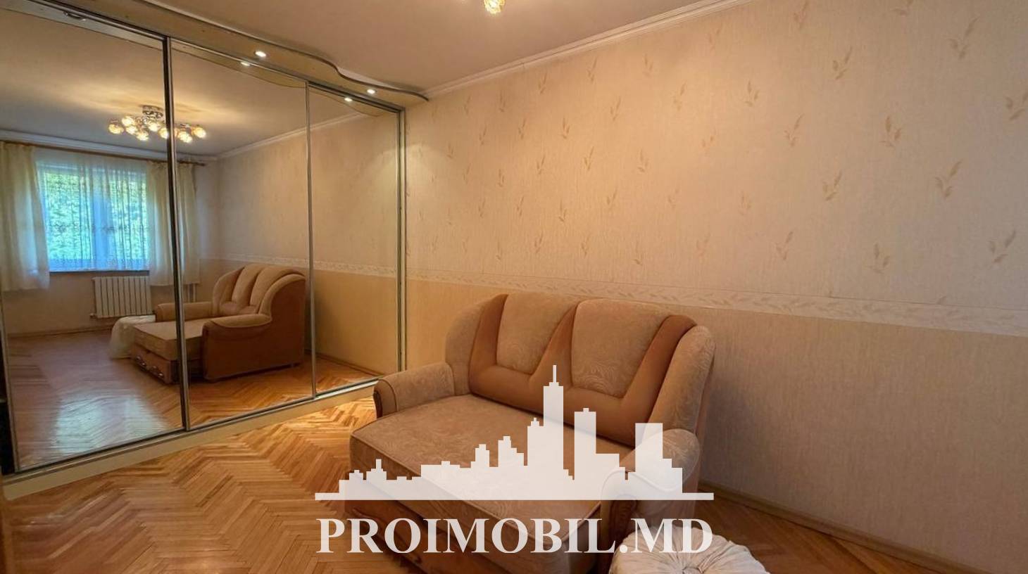 https://images.proimobil.md/bpptpPTWUSYVhuiceVSGF6CNQ5bYLzgAArpD34DMh2M/watermark:0.75:so:0:30:0.39/resize:fill:1460:816:1/gravity:ce/bG9jYWw6Ly8vZXN0YXRlL2xyLzg4MGYwOTRiLTQ4NTYtNDg1NS1iNTliLWUwMWNiMDZkYmQ3My5qcGVn