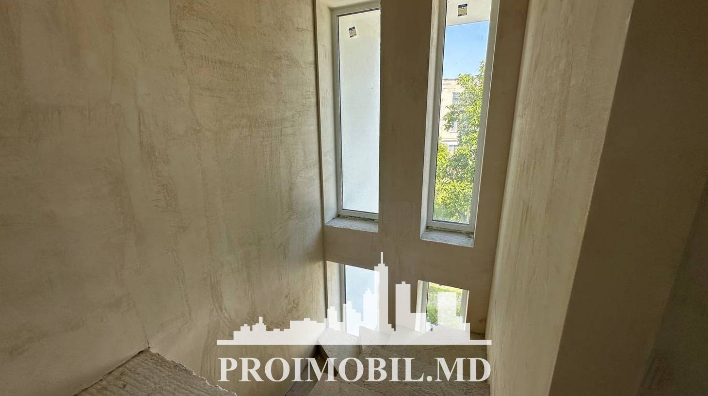 https://images.proimobil.md/bqpbFN-MV4aq8i3PhMrkgiMV2p-B763OiX9W4QSFY1w/watermark:0.75:so:0:30:0.39/resize:fill:1460:816:1/gravity:ce/bG9jYWw6Ly8vZXN0YXRlL2xyLzYyZDE5MjdlLTYxMDctNDc0ZS05NGFhLTRhZjUyMmI3ODczMy5qcGVn