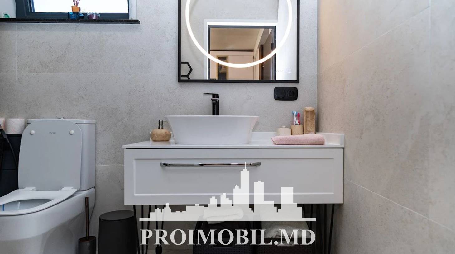 https://images.proimobil.md/bvdKrAaXjh5jaDX2324v41NzCqilfTFMwo_ySyt4aIo/watermark:0.75:so:0:30:0.39/resize:fill:1460:816:1/gravity:ce/bG9jYWw6Ly8vZXN0YXRlL2xyLzA3NTZlN2MxLTkwZDItNDAwNS1iYmI5LTRhZjRjOWQzYmM2ZS5qcGVn