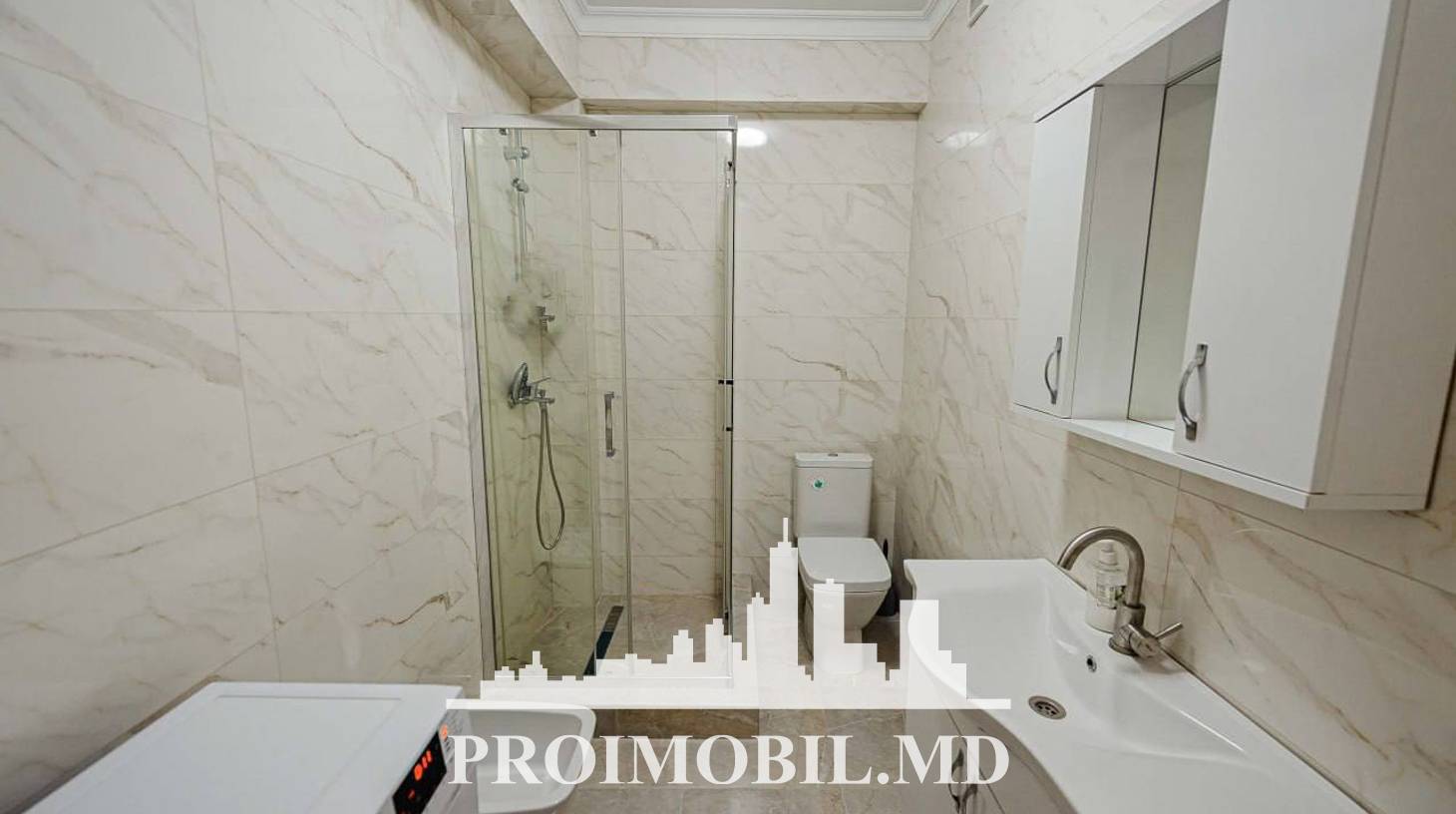 https://images.proimobil.md/bwOyWH0WWuKCu9o0glBsxZe62je2WXZvvpohG40SJ0Y/watermark:0.75:so:0:30:0.39/resize:fill:1460:816:1/gravity:ce/bG9jYWw6Ly8vZXN0YXRlL2xyL2FkY2ZlOTM0LWMwMzUtNGUzMC04Yjg4LTJkNDk5YzFjYjM3MC5qcGVn