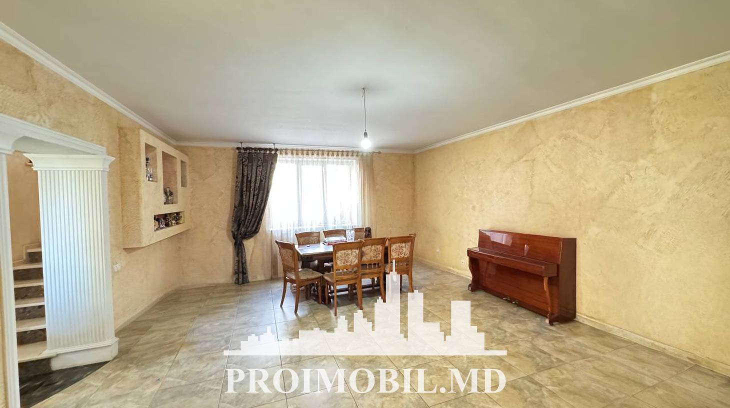 https://images.proimobil.md/bxyQSjggB7pnQRBp5EaDgap1twAXu3zRLUhTaKw_e54/watermark:0.75:so:0:30:0.39/resize:fill:1460:816:1/gravity:ce/bG9jYWw6Ly8vZXN0YXRlL2xyLzhmMjVhYjdkLTcwMWMtNDI5YS05NjAzLTgyYjUzNjhjOWRkYi5qcGVn