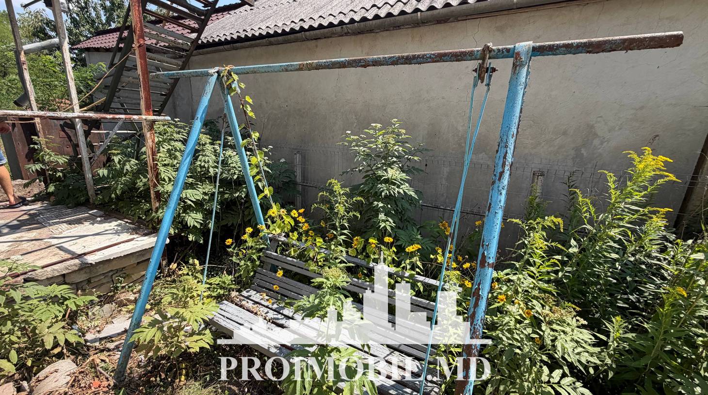 https://images.proimobil.md/bzQOHXCn-Fn3LPW-V1mVhQZ8HuWfTiUPFgy2pbeW9rE/watermark:0.75:so:0:30:0.39/resize:fill:1460:816:1/gravity:ce/bG9jYWw6Ly8vZXN0YXRlL2xyLzI3Y2E5YTVjLTY3MGItNDk1ZS04MGRjLTZlZjFhYzlhMzlmMi5qcGVn