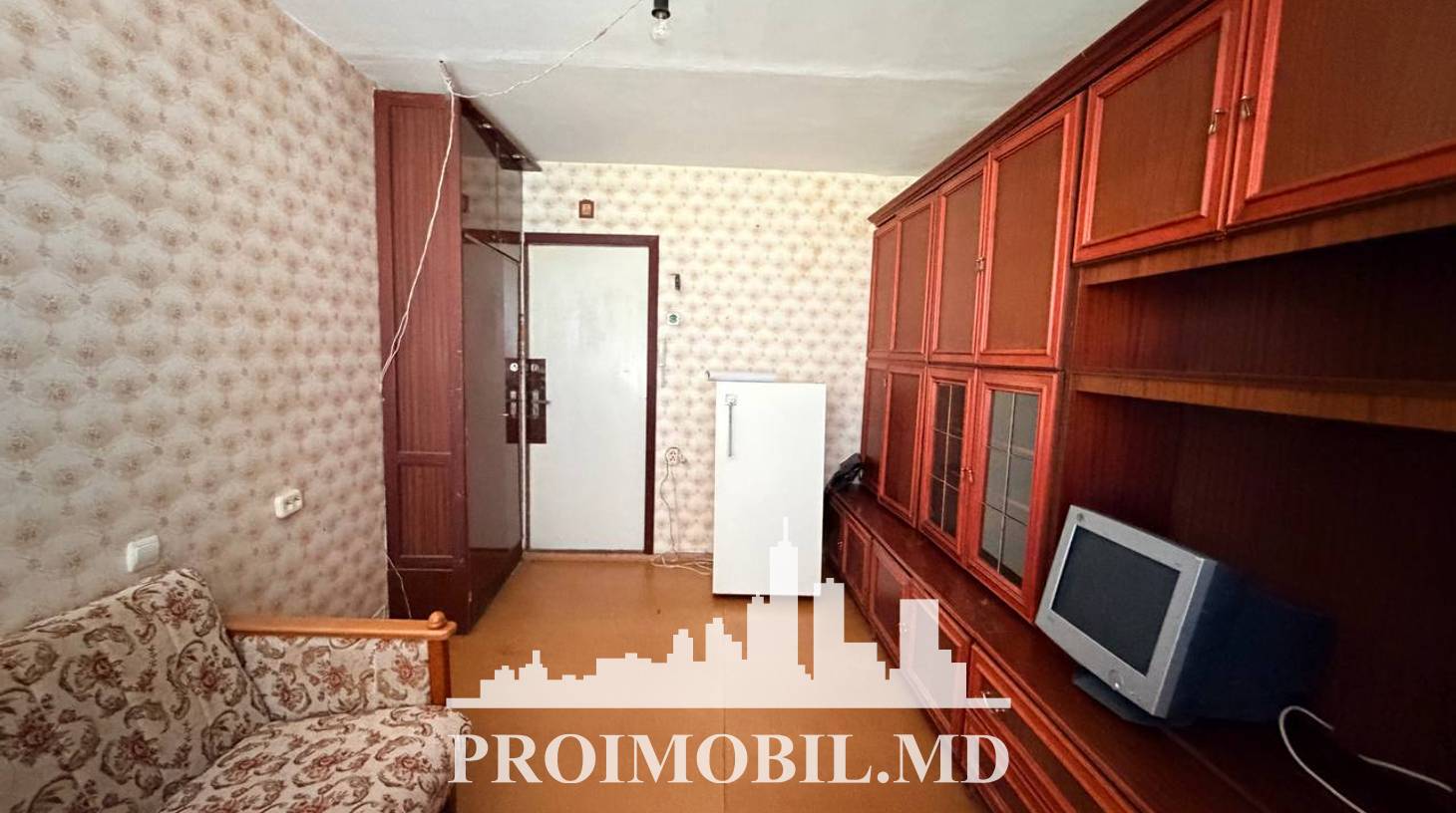 https://images.proimobil.md/c3BBGzDAq7ViV_eHDfNAnn0zVk_XU-BN_X_H5aQZc9M/watermark:0.75:so:0:30:0.39/resize:fill:1460:816:1/gravity:ce/bG9jYWw6Ly8vZXN0YXRlL2xyL2IyOWQwMTUyLWNhODgtNDkzYi1hNTE5LThiOWZlYjNiODEzYy5qcGVn