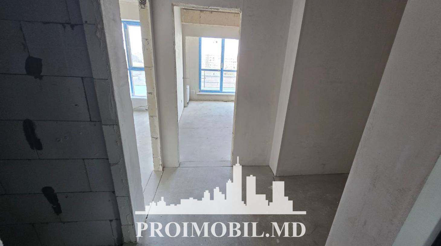 https://images.proimobil.md/c5-lmYUZoBiadZYi0Kd9sXrbv1bhK7yFis1lPzn_6RM/watermark:0.75:so:0:30:0.39/resize:fill:1460:816:1/gravity:ce/bG9jYWw6Ly8vZXN0YXRlL2xyLzBmNjAwMjk5LWYzMjAtNDJjOS04NjM5LWE5ZmM0OGViYTE2NS5qcGVn