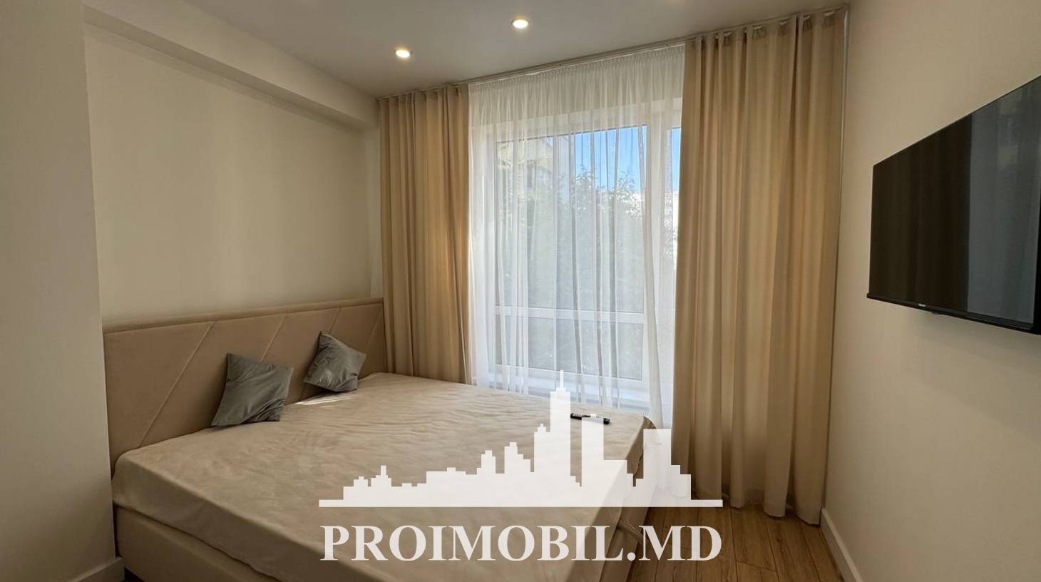 https://images.proimobil.md/c6PLMYWgx4EQXoZXh1uIPVg9owh2jM9xdsP9tE7Z9dY/watermark:0.75:so:0:30:0.39/resize:fill:1460:816:1/gravity:ce/bG9jYWw6Ly8vZXN0YXRlL2xyLzE3OWFjMDA3LWVmNmItNDFlOC04ZTlkLWY5YjQ0MGZkMDg4OC5qcGVn