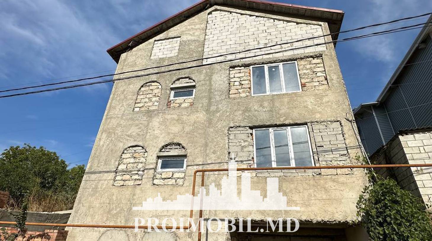 https://images.proimobil.md/c9-JPM0ISLFVQ1w9c9SMOcnpB4h0byyIDHoKkCcCoDg/watermark:0.75:so:0:30:0.39/resize:fill:1460:816:1/gravity:ce/bG9jYWw6Ly8vZXN0YXRlL2xyL2RlOTdmYzZiLTkwZjAtNDYxYy04NjVhLWI5YWFiZjU2YjczYi5qcGVn