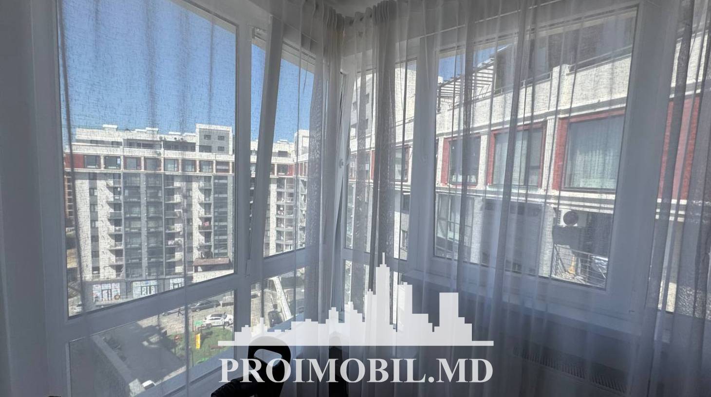https://images.proimobil.md/cAaptFhYiDoYmDmTKwI_U5T-vGcqKlgD1nEBZ2VJwG4/watermark:0.75:so:0:30:0.39/resize:fill:1460:816:1/gravity:ce/bG9jYWw6Ly8vZXN0YXRlL2xyLzUxOTgwMmI0LTE5YTctNDFjNy04YjEyLWRlZDk4OGZkNjhhZS5qcGVn