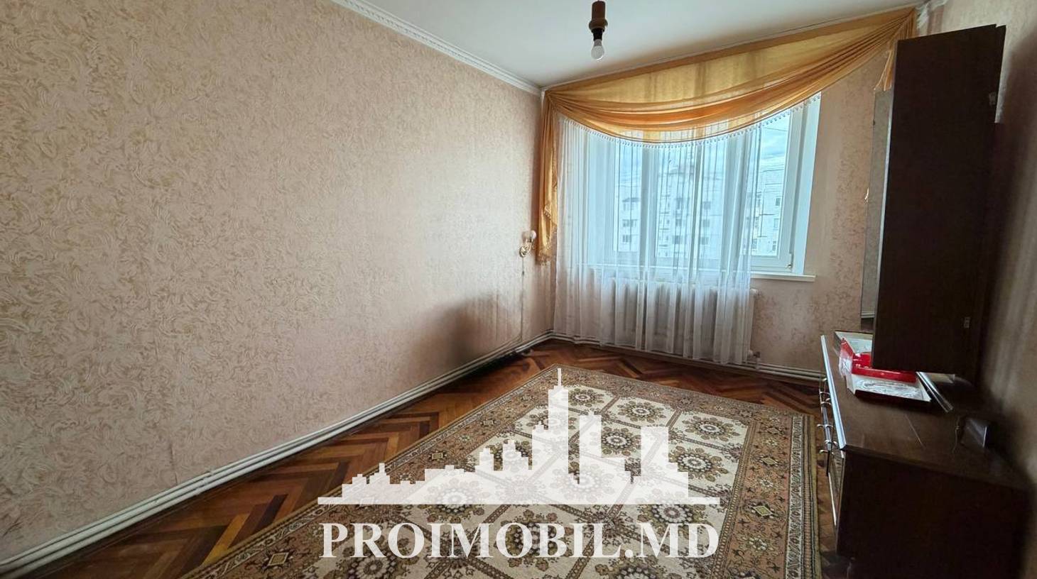 https://images.proimobil.md/cC4Dm9sGAX0m4J75oSuqyelMGNvMRsHXHEOs6QXy_HQ/watermark:0.75:so:0:30:0.39/resize:fill:1460:816:1/gravity:ce/bG9jYWw6Ly8vZXN0YXRlL2xyL2ZjMzBkZDY5LWNhZWItNDY3ZC1hZTFlLWQ1N2NiNzc5NTZjNi5qcGVn