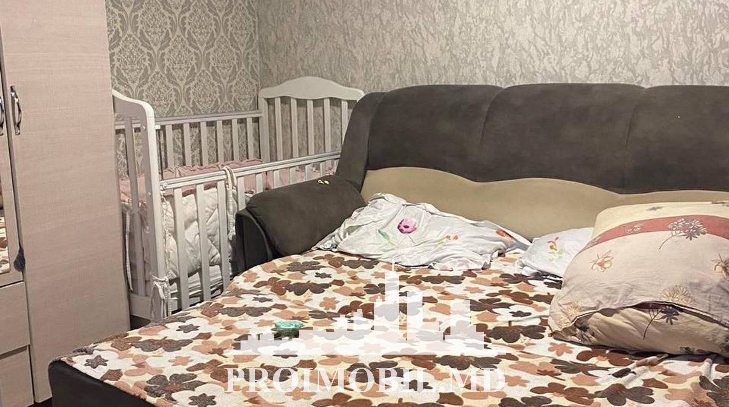 https://images.proimobil.md/cFTs0pr5JlPeO15JcX6nLZLVh3R5KC6-qu6lVSUko7o/watermark:0.75:so:0:30:0.39/resize:fill:1460:816:1/gravity:ce/bG9jYWw6Ly8vZXN0YXRlL2xyLzcxNzFlMjM1LWU4MGEtNDRhOS1hY2IzLTkyZDAyOWYyNWRiZi5qcGVn