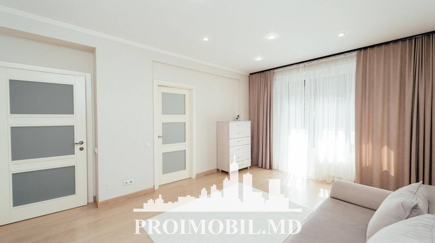 https://images.proimobil.md/cM_nL0-BSGEdmwbm_BeCCYruGrd2z9Z9TXu27IzPRas/watermark:0.75:so:0:30:0.39/resize:fill:1460:816:1/gravity:ce/bG9jYWw6Ly8vZXN0YXRlL2xyLzlkZjRiMmQ5LTgwZjQtNDMwMi05YjEwLTI3YzAyYzUwZDBjMy5qcGVn