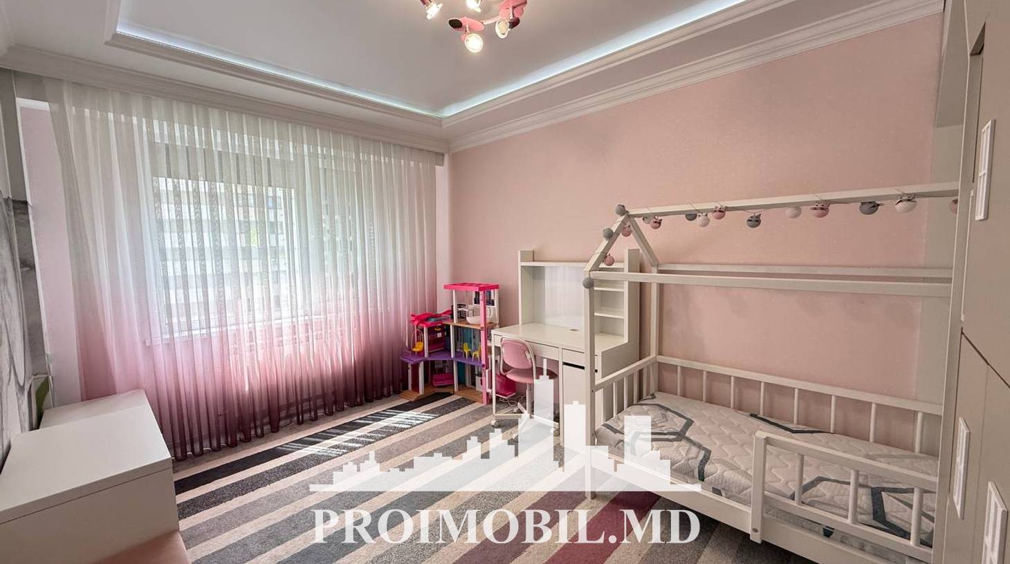 https://images.proimobil.md/cOJt8ht5MqRK1kT6fkGYNTgjp4MSeh3hRcvuMEKKf6I/watermark:0.75:so:0:30:0.39/resize:fill:1460:816:1/gravity:ce/bG9jYWw6Ly8vZXN0YXRlL2xyLzlmYjM5MTNlLWE5NDAtNDI0Yi04ZmExLWYyYjFiYmE1ZGQwNC5qcGVn