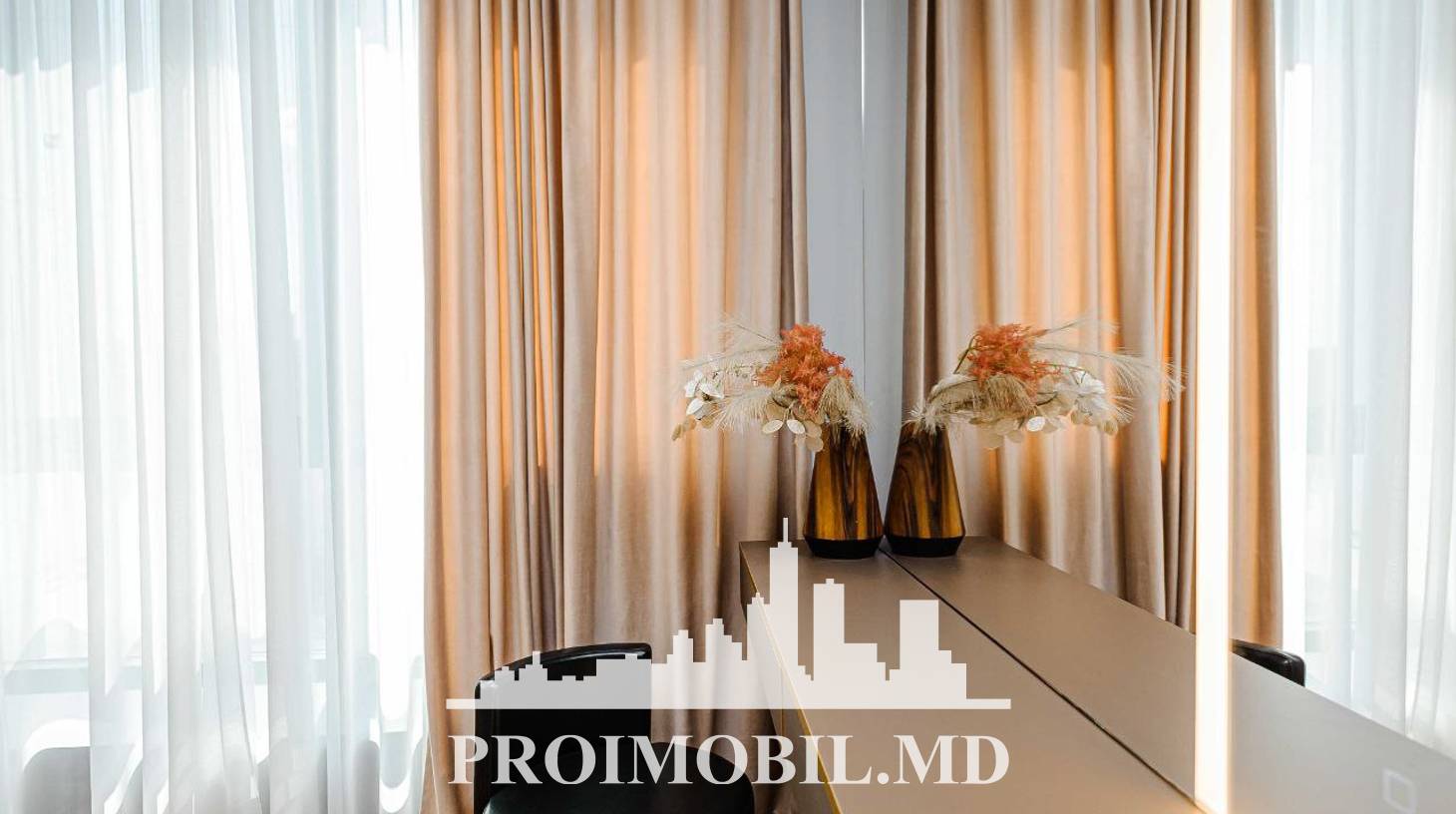 https://images.proimobil.md/cOywxKvV7C0TLIowVVd_3Fw2PyV-gOVYvNuAfMiw6MI/watermark:0.75:so:0:30:0.39/resize:fill:1460:816:1/gravity:ce/bG9jYWw6Ly8vZXN0YXRlL2xyLzJjMTI5NzNhLTE3NDMtNDUwMi04Mjk4LWIyOGIxZjE4YmExYy5qcGVn