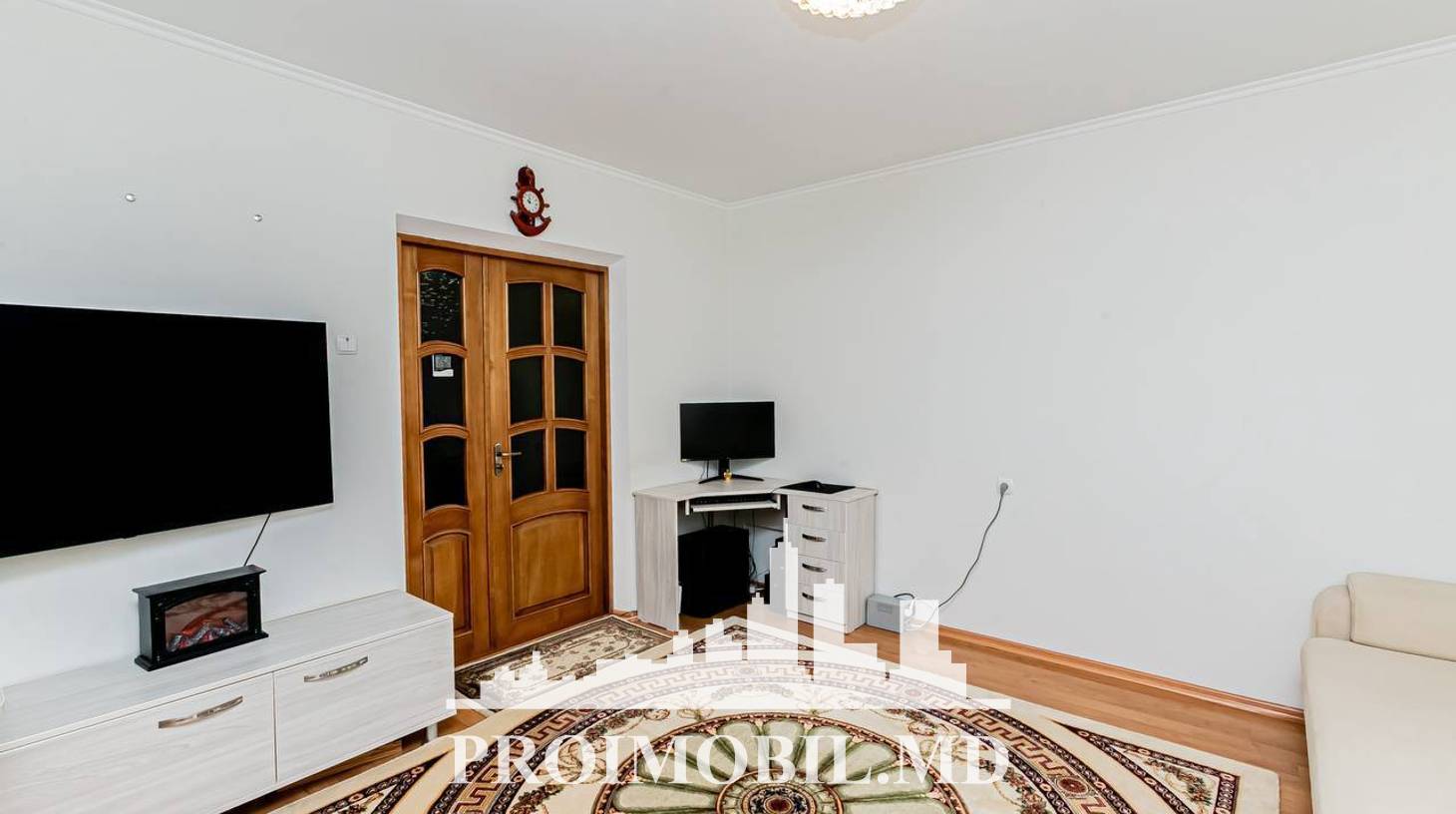 https://images.proimobil.md/cPEApnfH4i2k2I8QzM74as8mj8C3sI1ci7t9yH1eMeA/watermark:0.75:so:0:30:0.39/resize:fill:1460:816:1/gravity:ce/bG9jYWw6Ly8vZXN0YXRlL2xyLzBlODg1ZDM2LTVkY2MtNGEwNS05ZTljLWRjMmI4NWRiOTNkMC5qcGVn