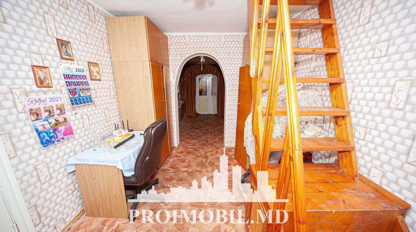 https://images.proimobil.md/cPFsf0e9sADE5c3GG9zHzdb1OP9_6CXGtd9ehGYk2tQ/watermark:0.75:so:0:30:0.39/resize:fill:1460:816:1/gravity:ce/bG9jYWw6Ly8vZXN0YXRlL2xyLzAzM2E0MDc0LTViNDYtNGZiMC04YTI4LTE0ZGY5Zjc5MDdkMS5qcGVn